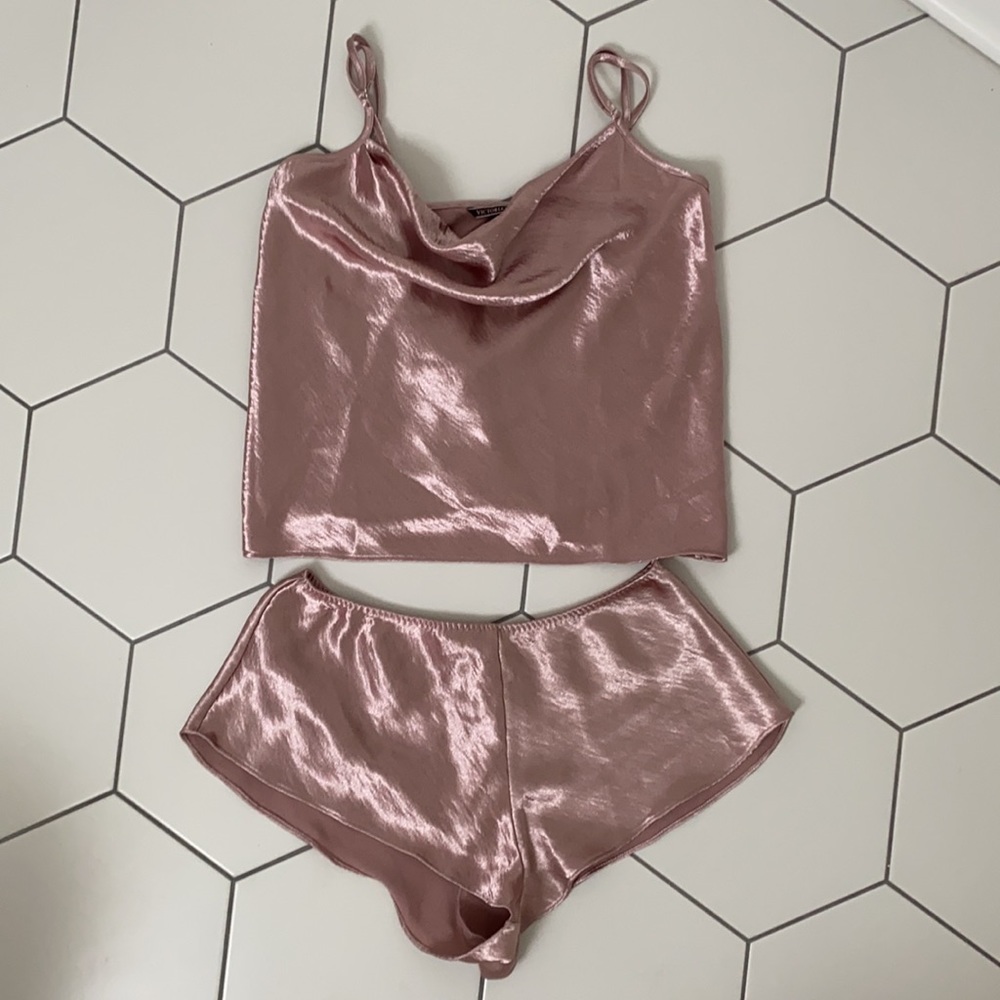 New Victoria’s Secret Satin Set